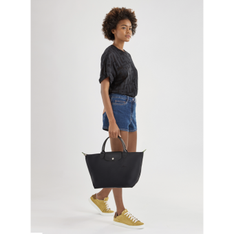Le Pliage Green Bolsa de Mão M Feminina Preta | Longchamp | Rolling Luggage